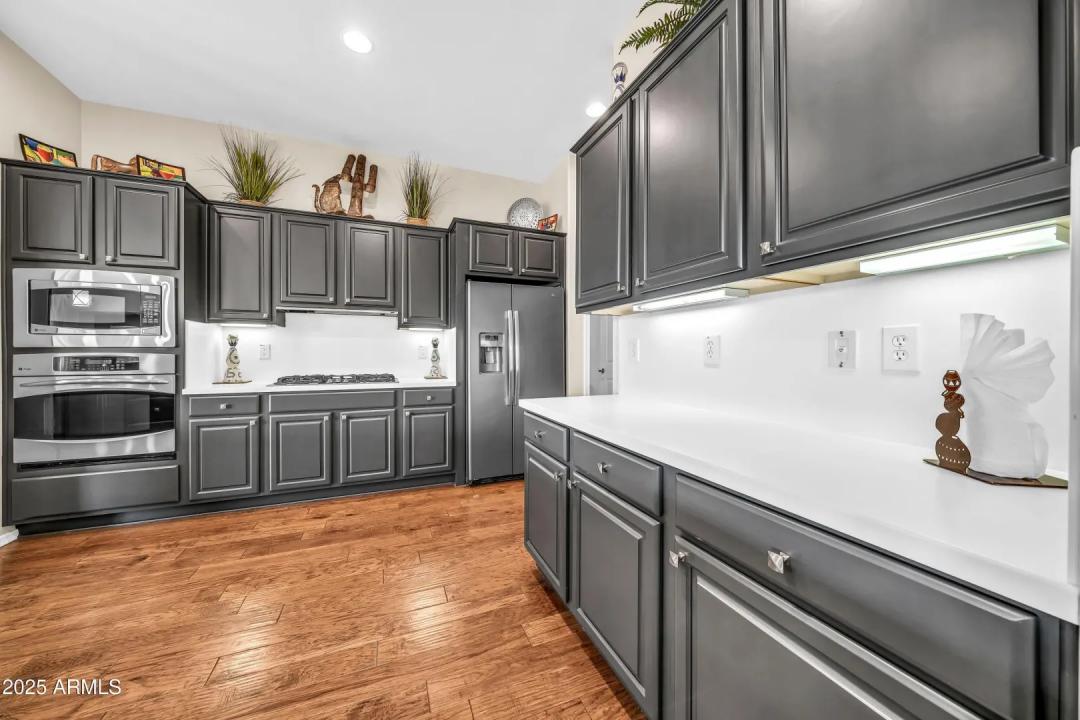 Real Estate Picture 5