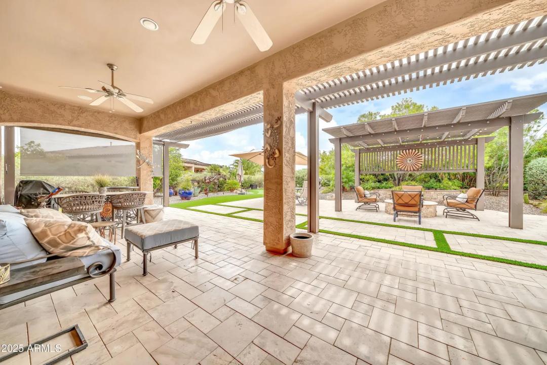 Real Estate Picture 27