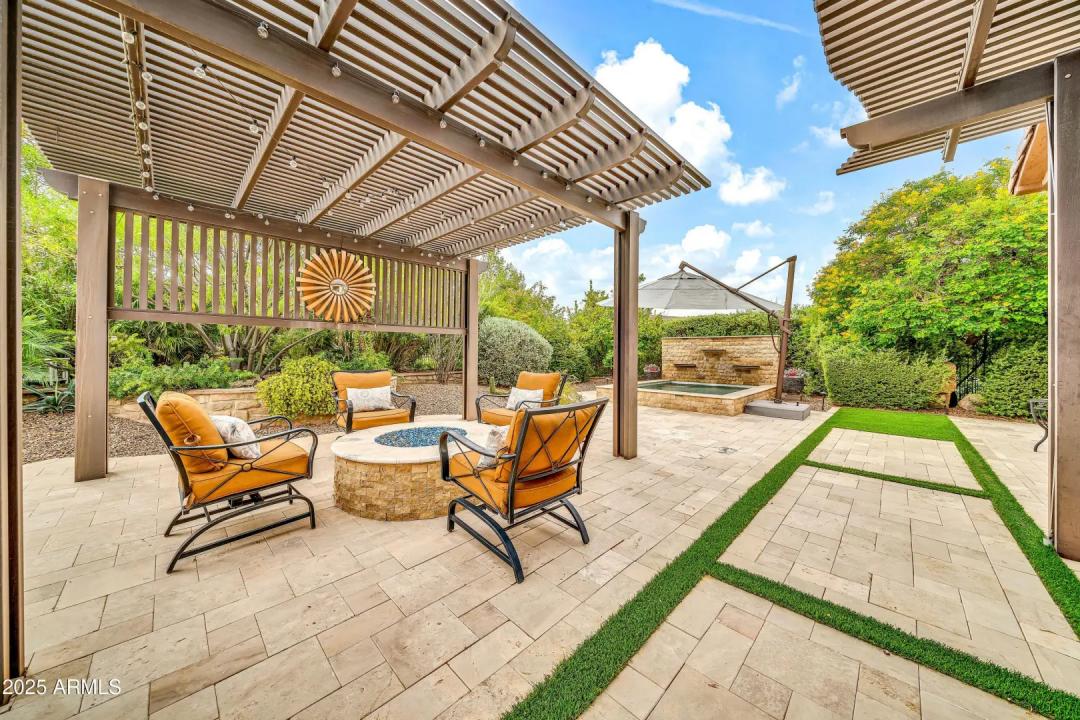 Real Estate Picture 26