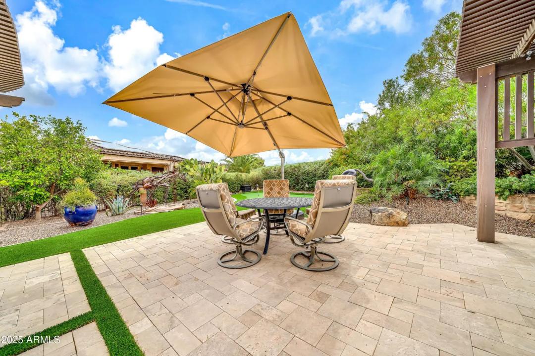 Real Estate Picture 30