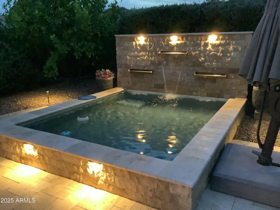 Real Estate Picture 32