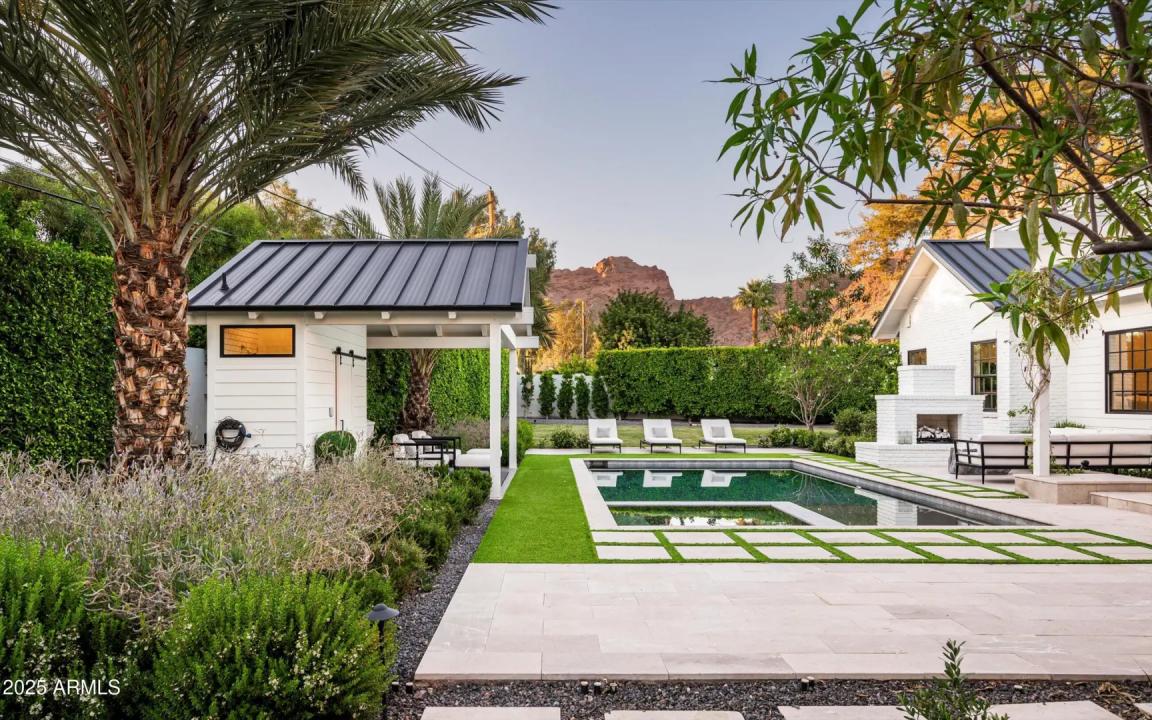 Real Estate Picture 42