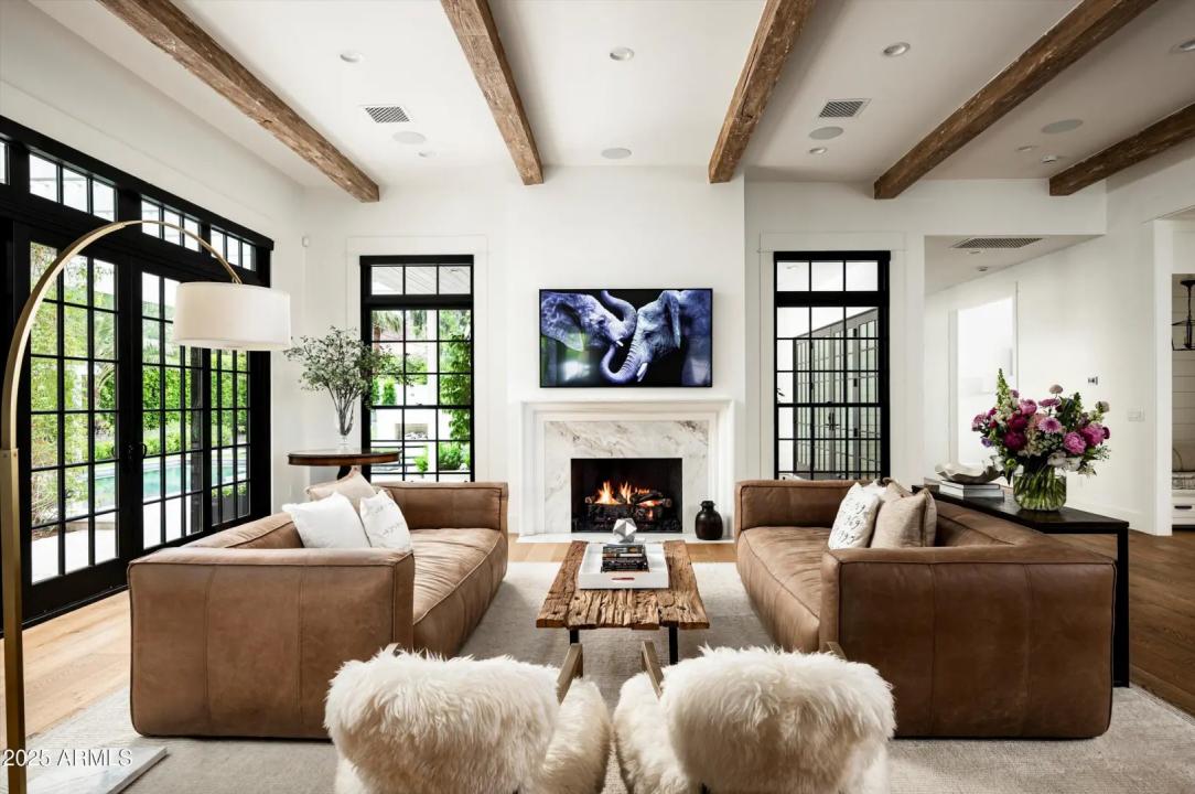 Real Estate Picture 6