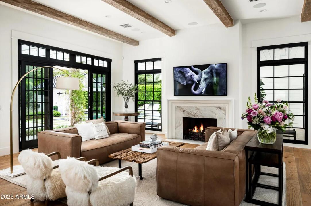 Real Estate Picture 7