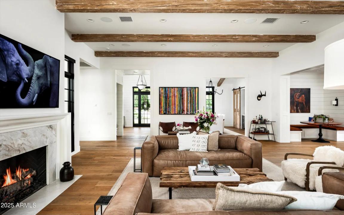 Real Estate Picture 13