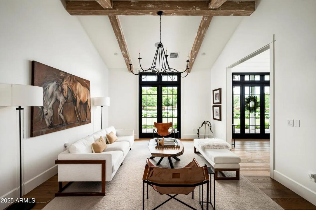Real Estate Picture 15