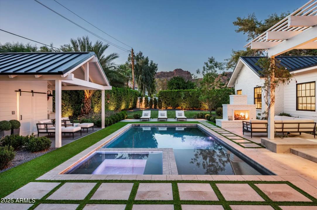 Real Estate Picture 43