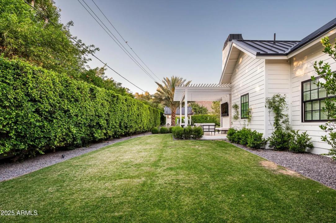 Real Estate Picture 53