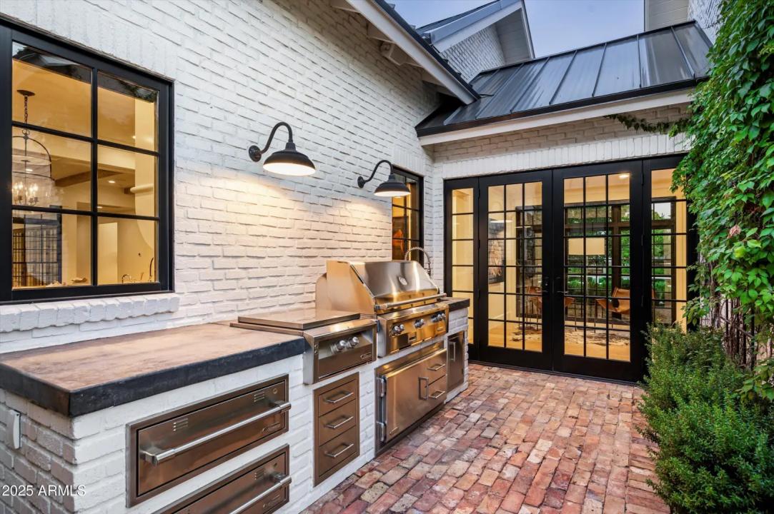Real Estate Picture 39