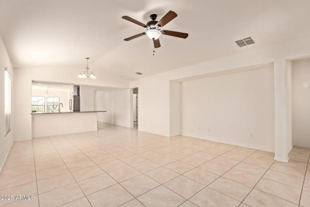 Real Estate Picture 6