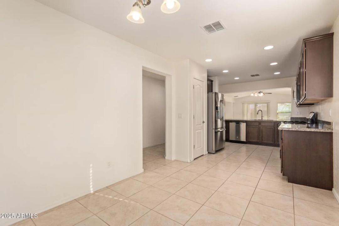 Real Estate Picture 10