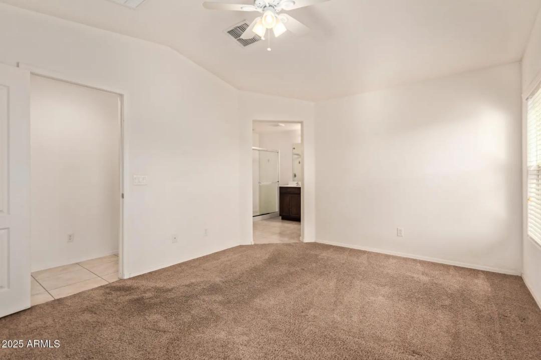 Real Estate Picture 16