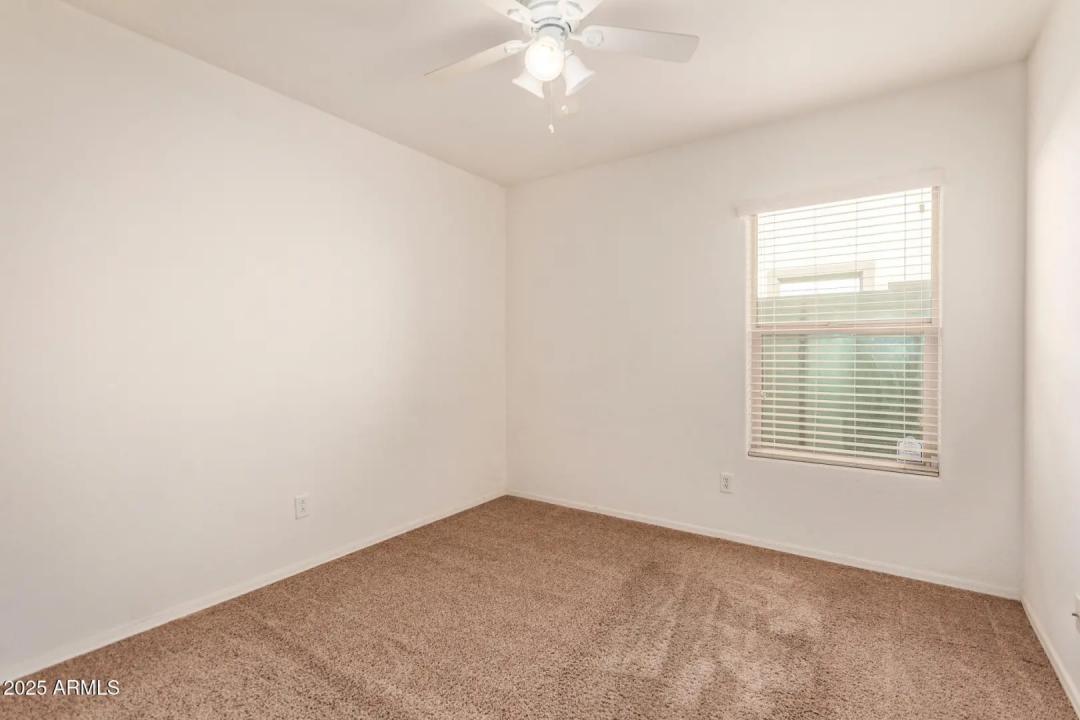 Real Estate Picture 24