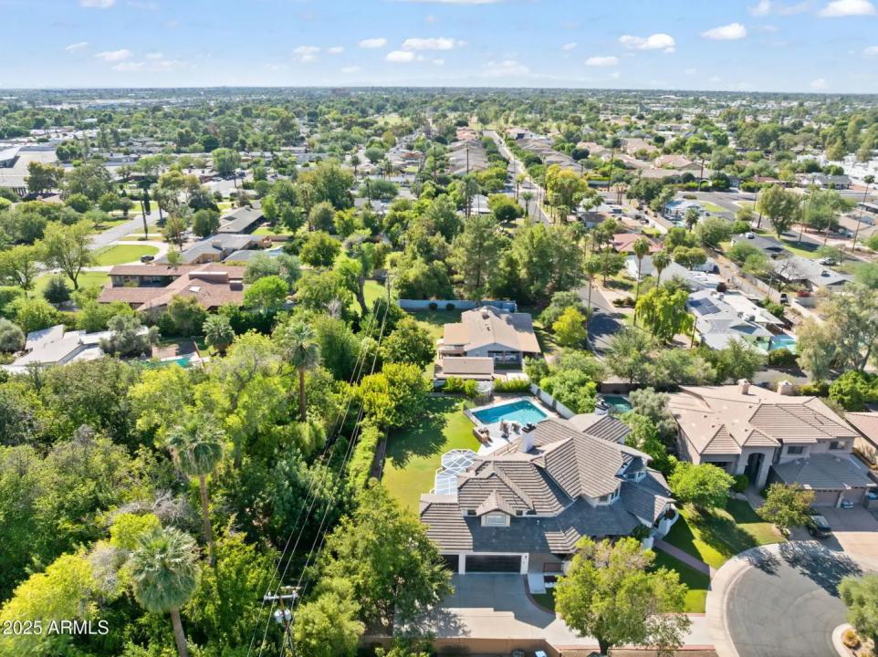 Real Estate Picture 70