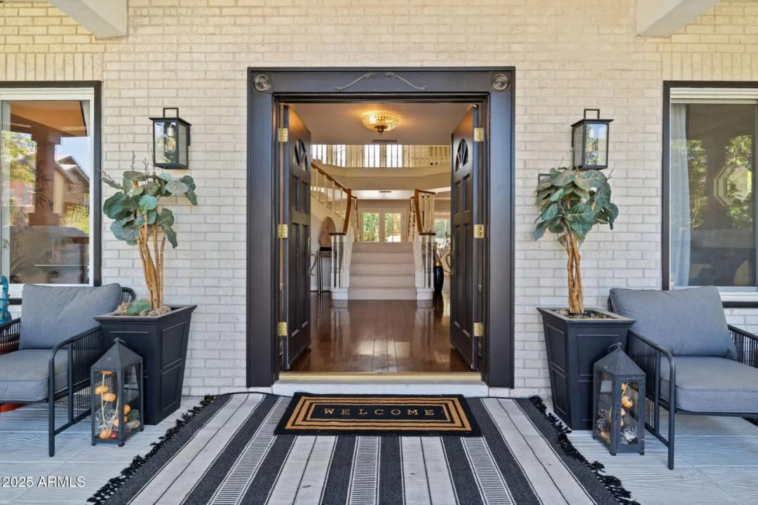Real Estate Picture 5