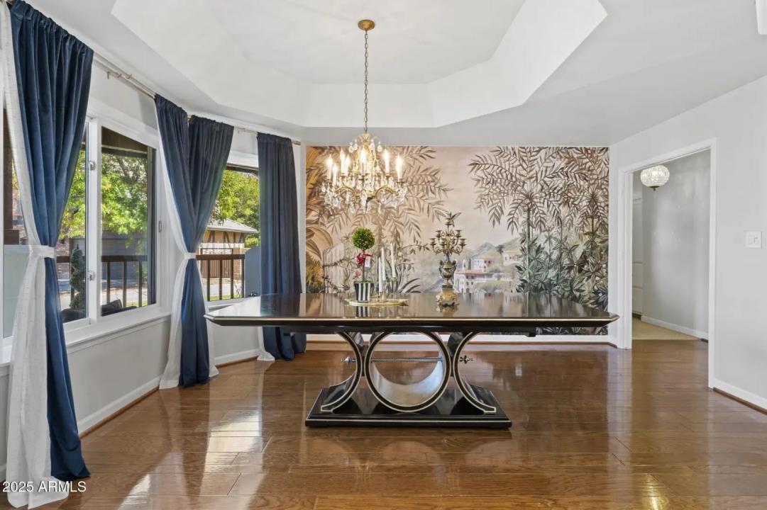 Real Estate Picture 11