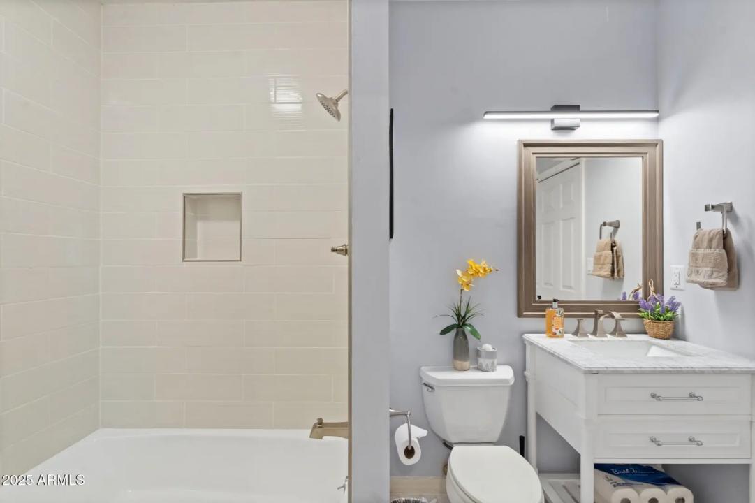 Real Estate Picture 30