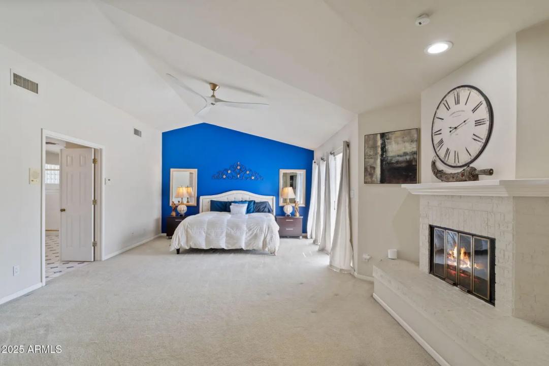 Real Estate Picture 37