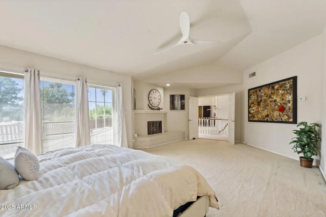 Real Estate Picture 38