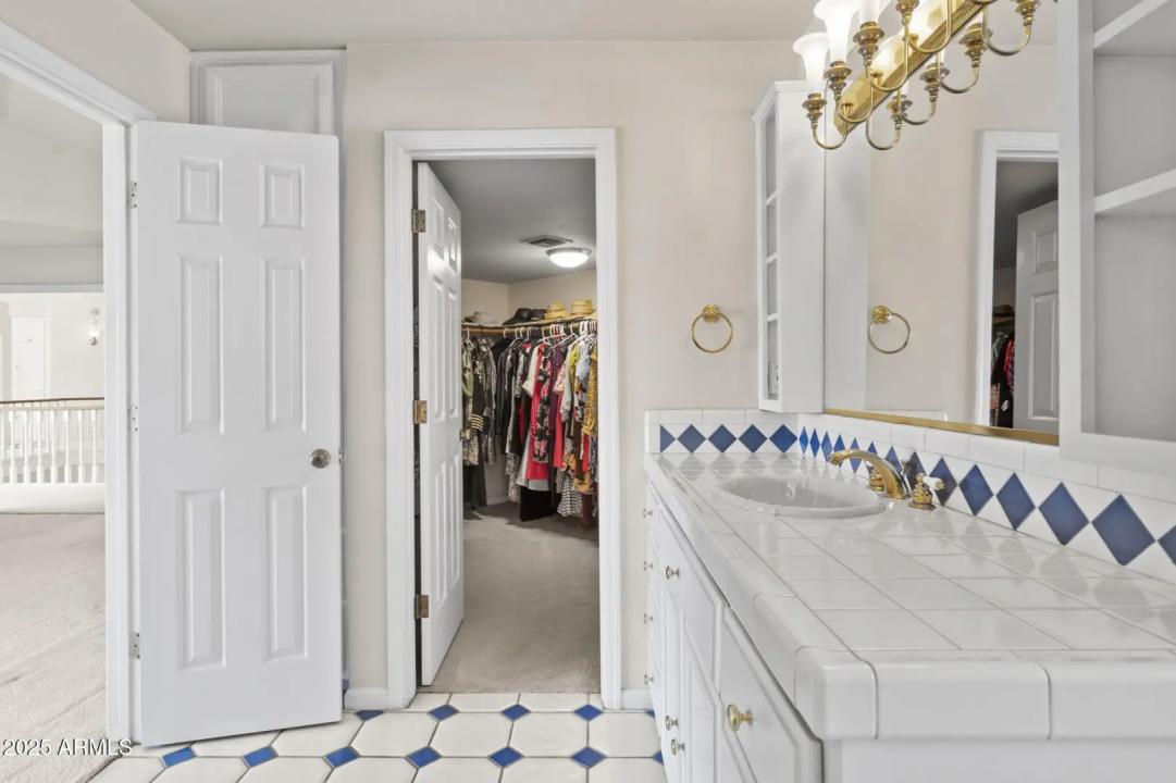Real Estate Picture 40