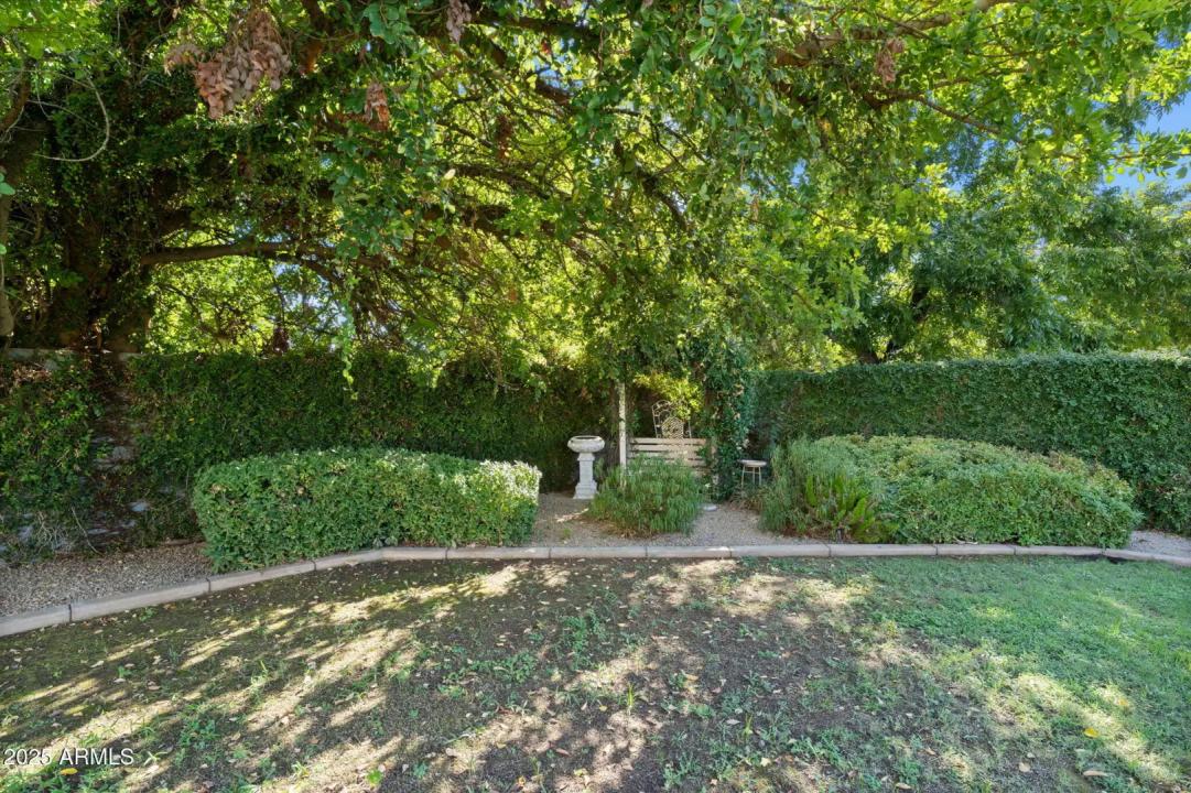 Real Estate Picture 67