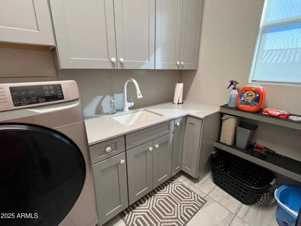 Real Estate Picture 29