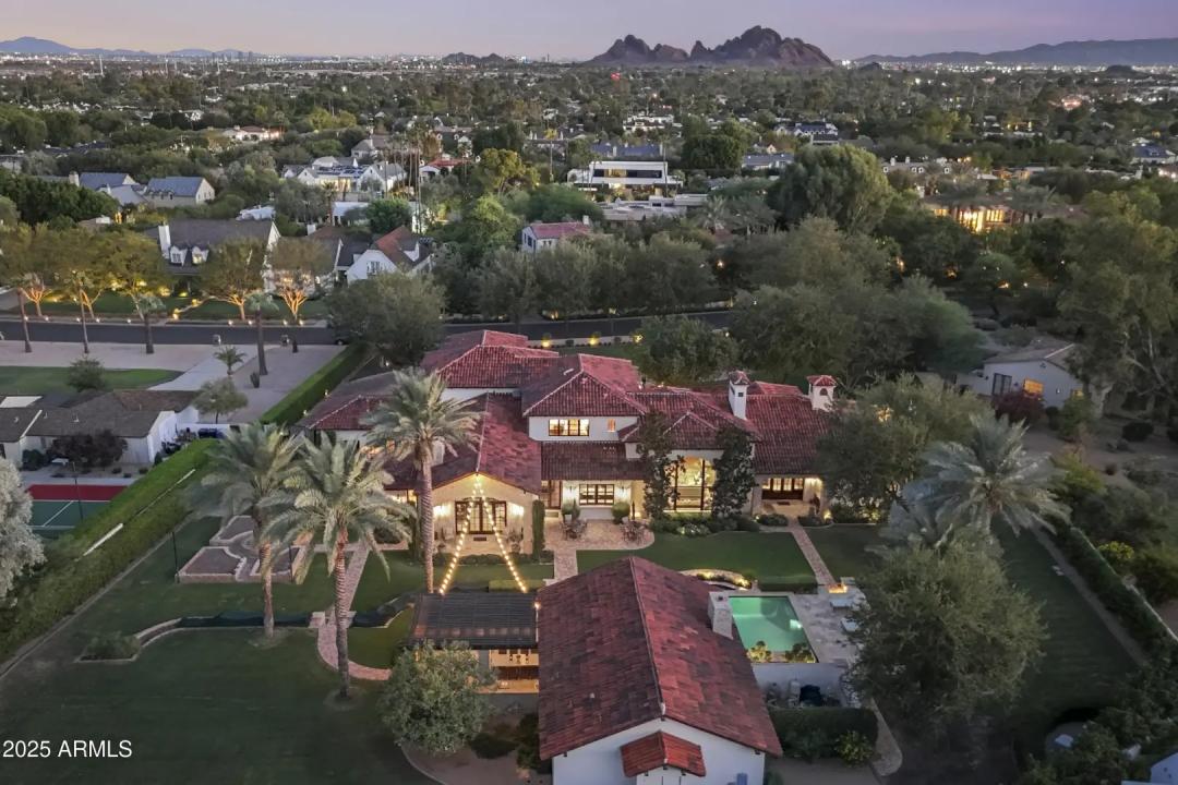 Real Estate Picture 5