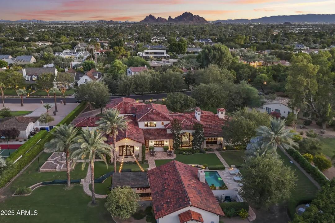 Real Estate Picture 90