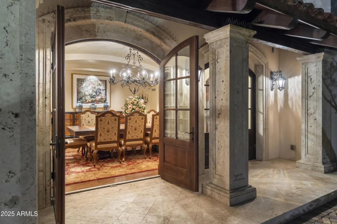 Real Estate Picture 19