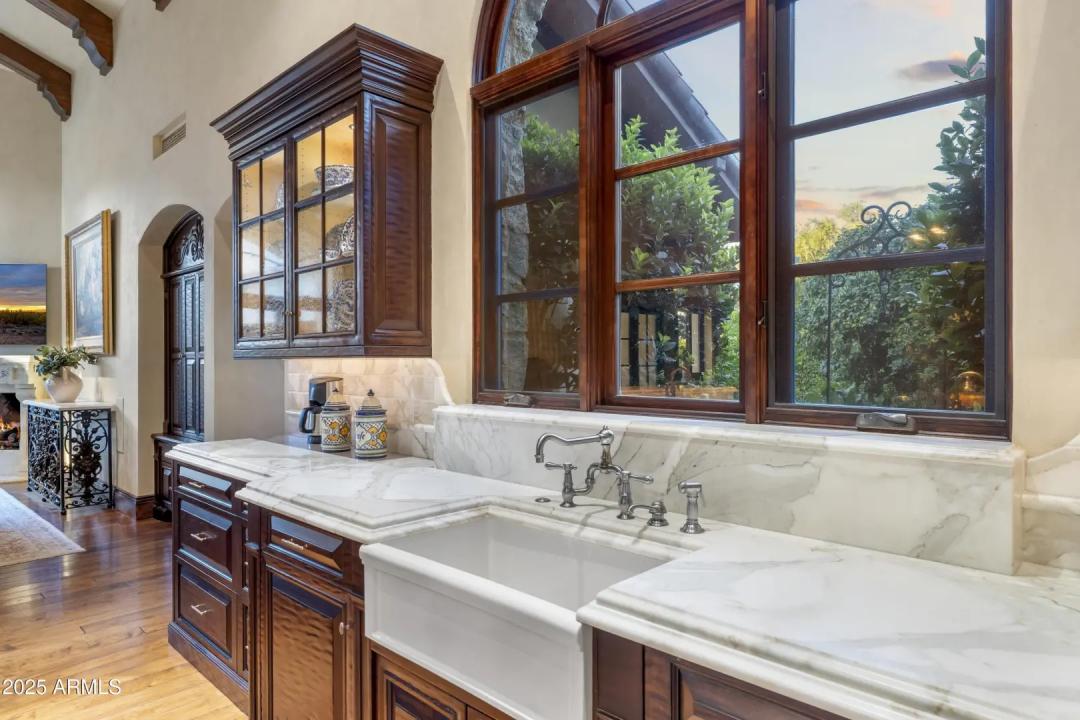 Real Estate Picture 32