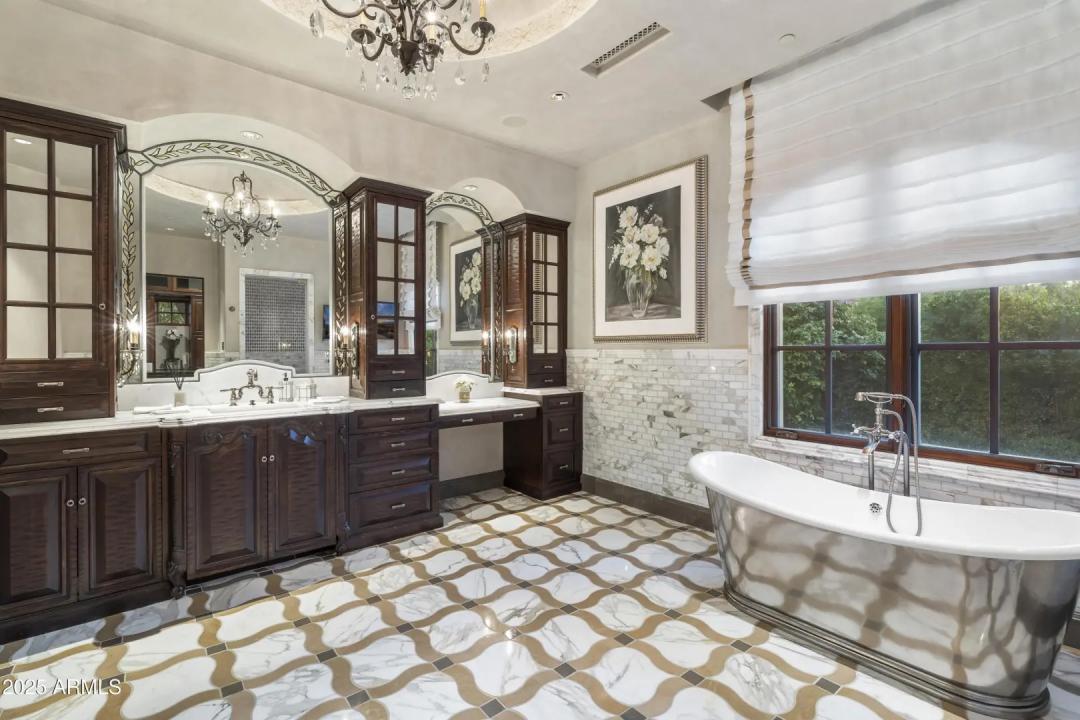 Real Estate Picture 45