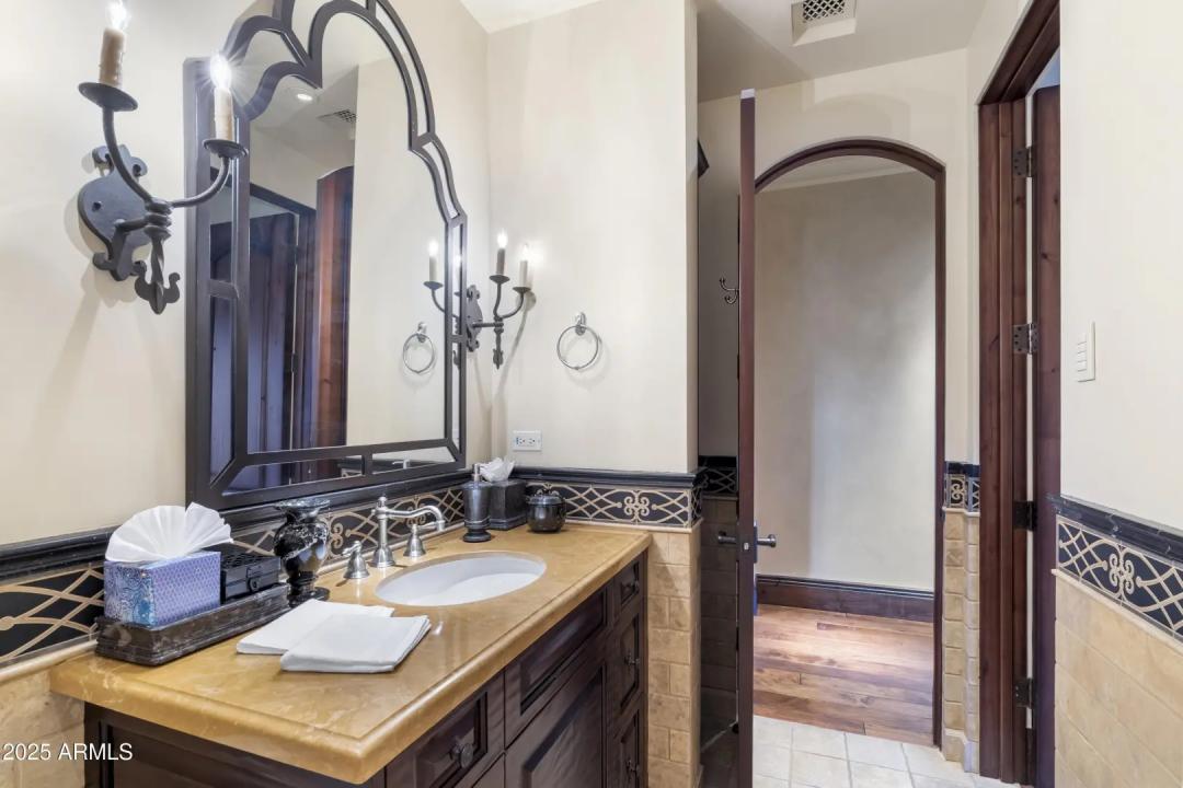 Real Estate Picture 56