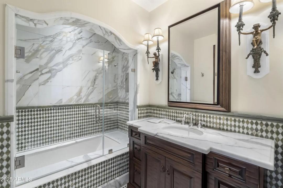 Real Estate Picture 58