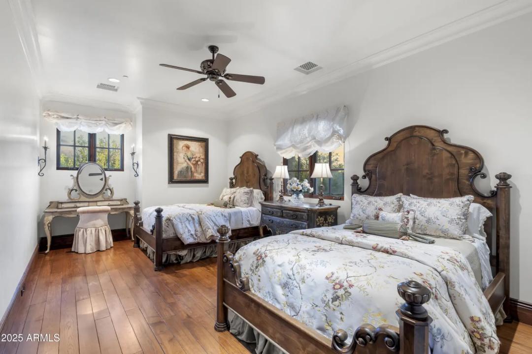 Real Estate Picture 59