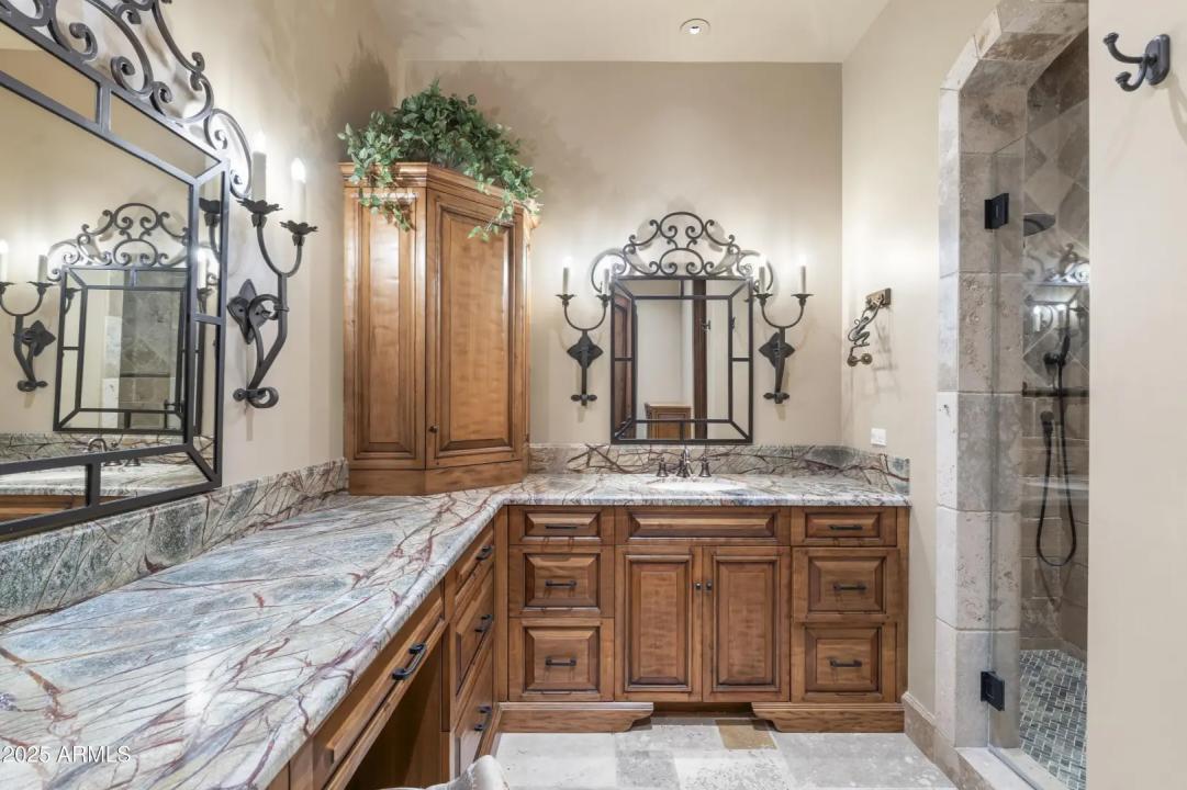Real Estate Picture 77