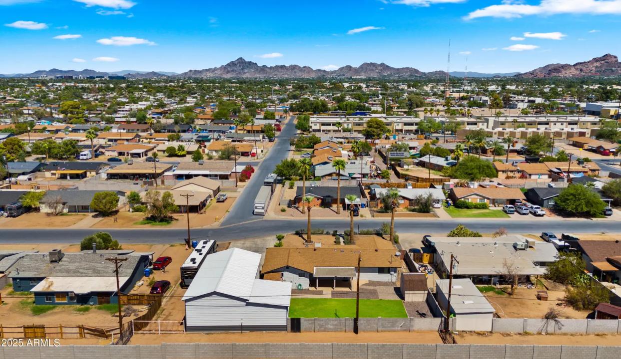 Real Estate Picture 54