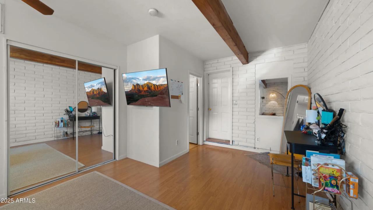 Real Estate Picture 29