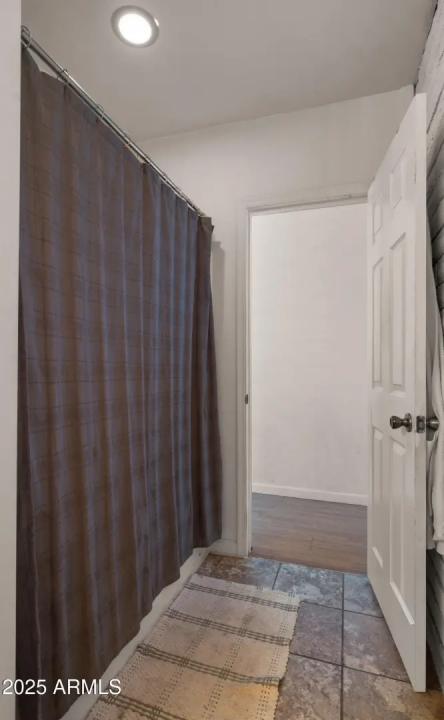 Real Estate Picture 33