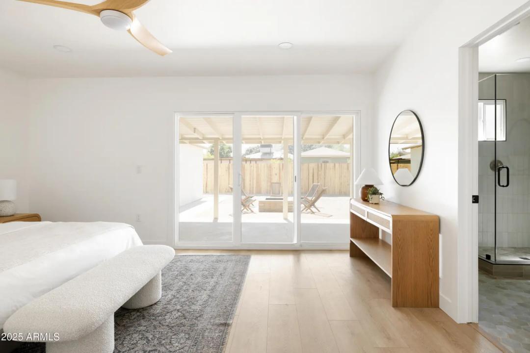 Real Estate Picture 23