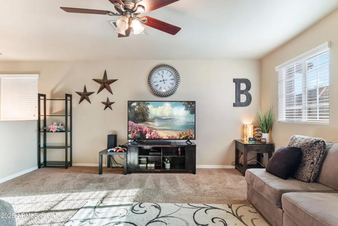 Real Estate Picture 20