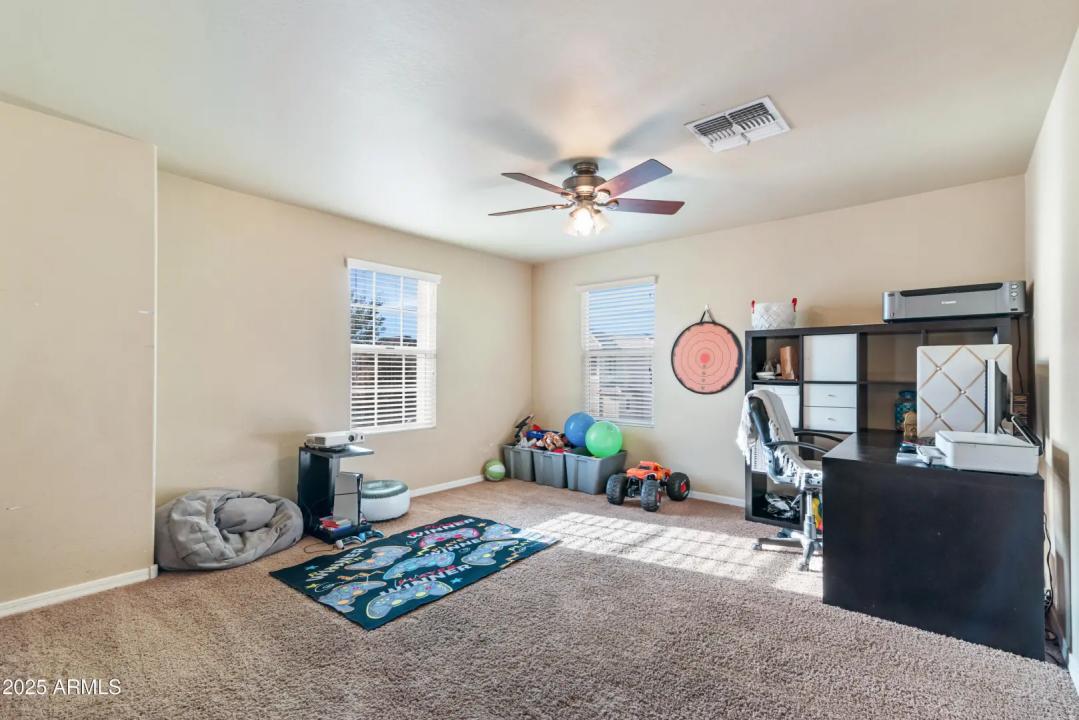 Real Estate Picture 21