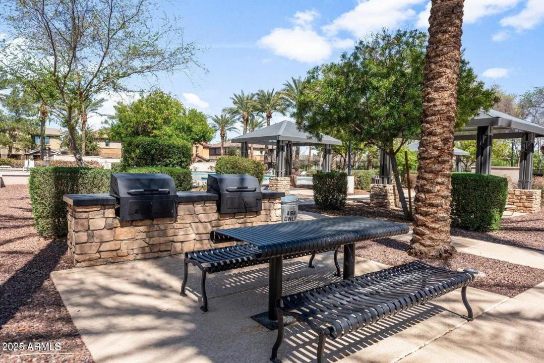 Real Estate Picture 47