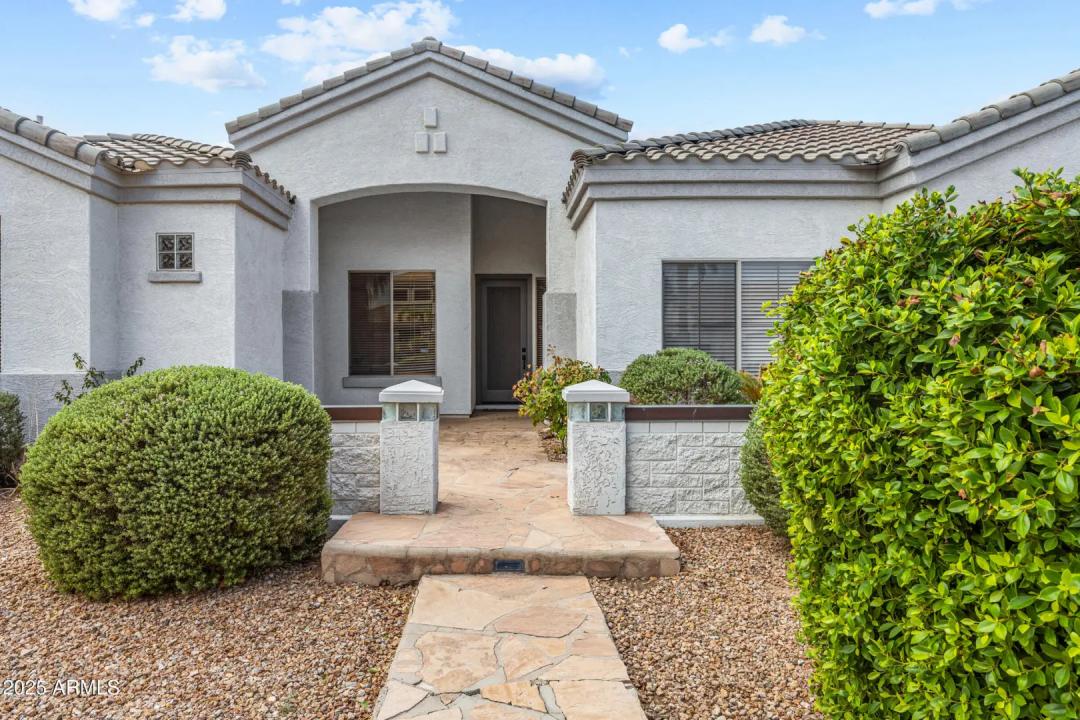 Real Estate Picture 5