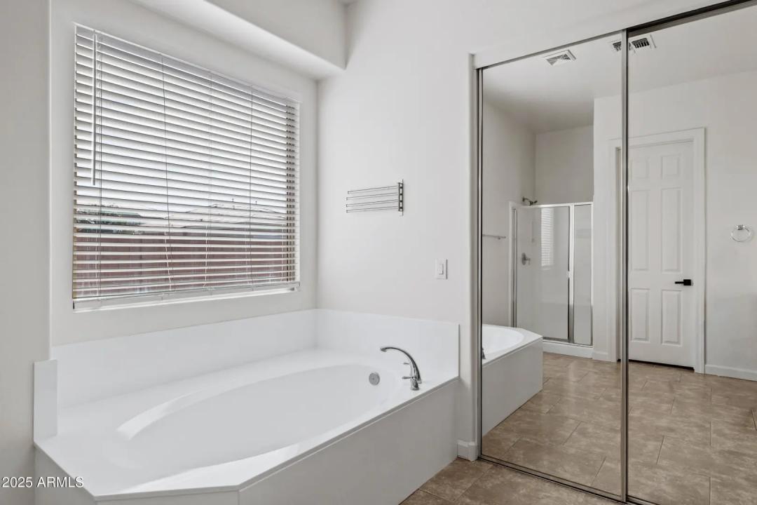 Real Estate Picture 26