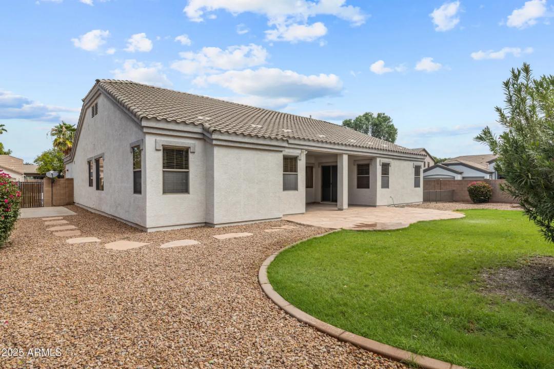 Real Estate Picture 30