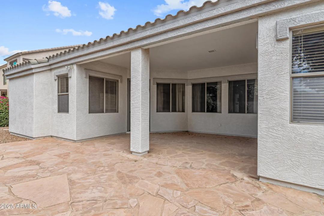 Real Estate Picture 32