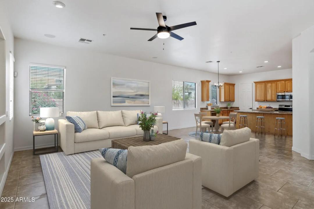 Real Estate Picture 13