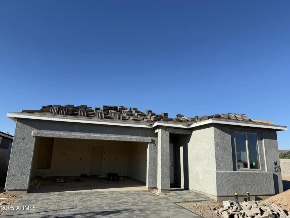 Real Estate Picture 2