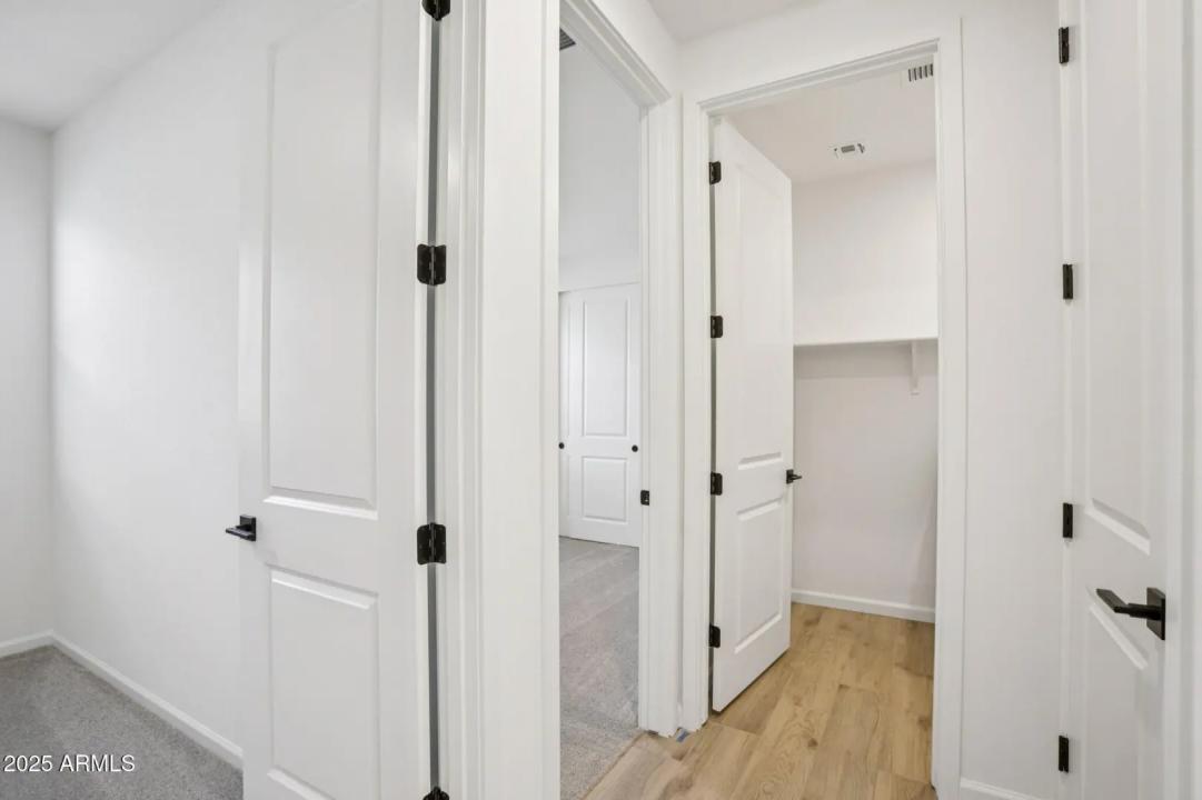 Real Estate Picture 22