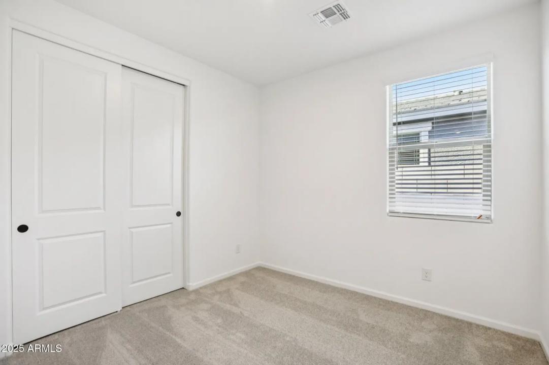 Real Estate Picture 27